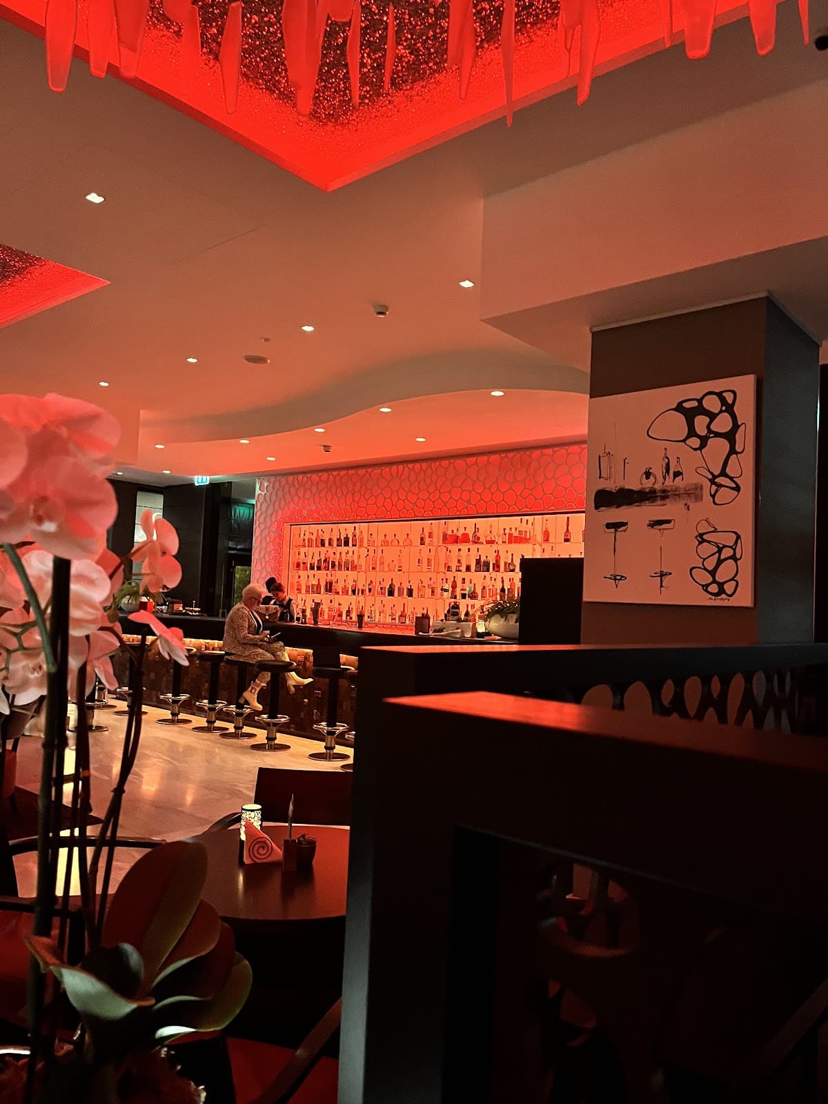 Subdued atmosphere at the Royal Lounge - 7