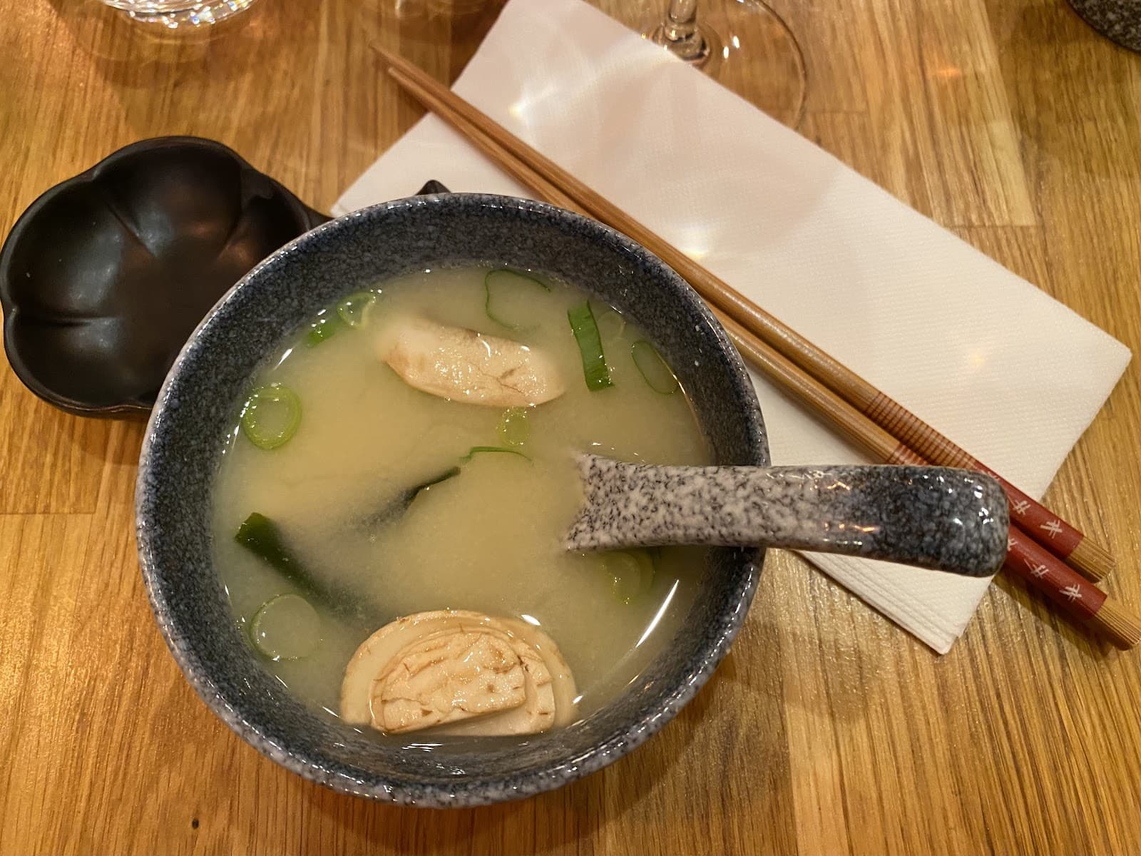 On commande un bâteau de sushis ? - 7