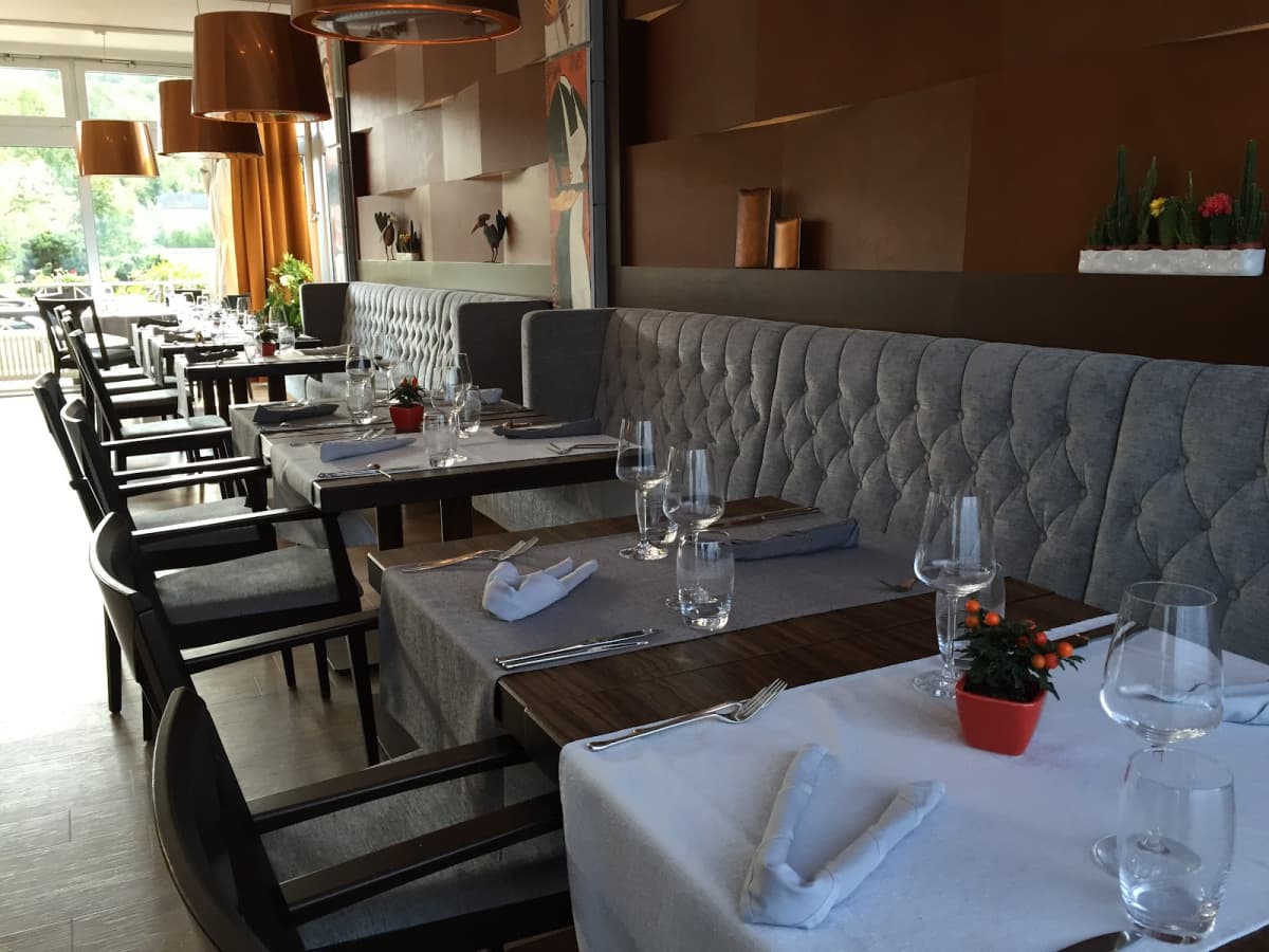 A very chic neighborhood bistro! - 11
