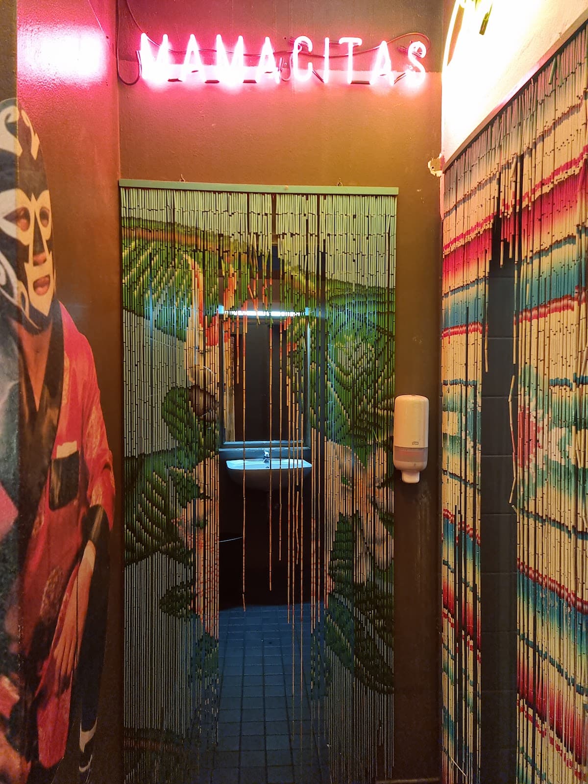 At the sound of tropical rhythms - 2