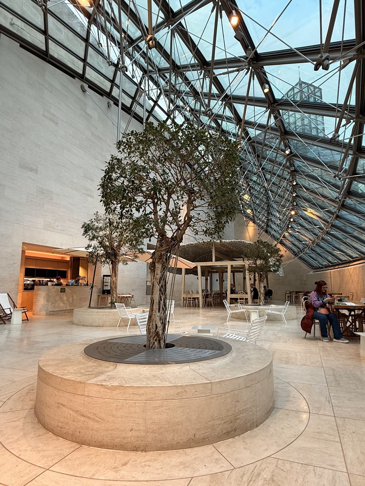 Discover the Mudam - 5