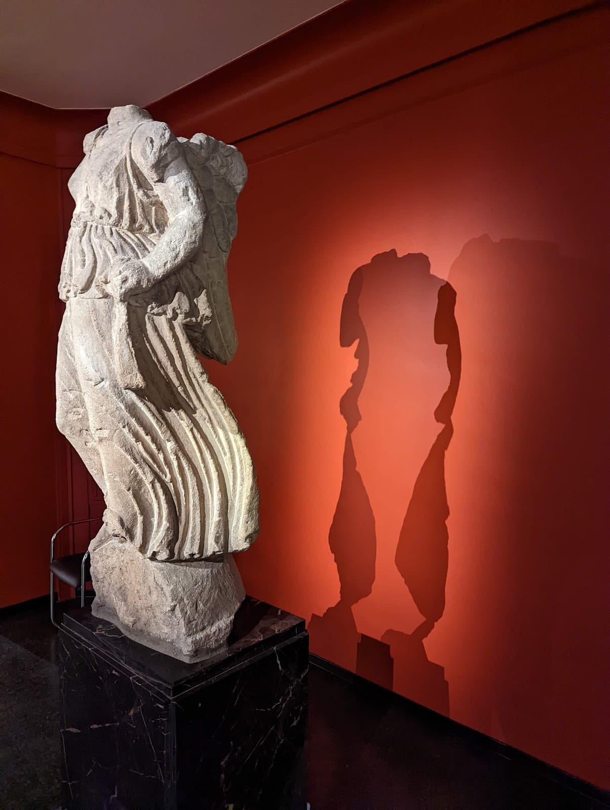 2,000 years of history to discover - 10