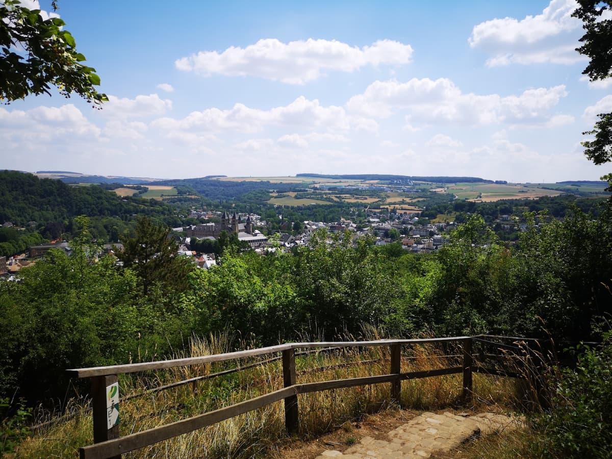 Through rocks and valleys - 4