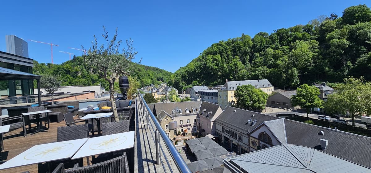 Le Sud: gastronomic restaurant and rooftop at Rives de Clausen - 10