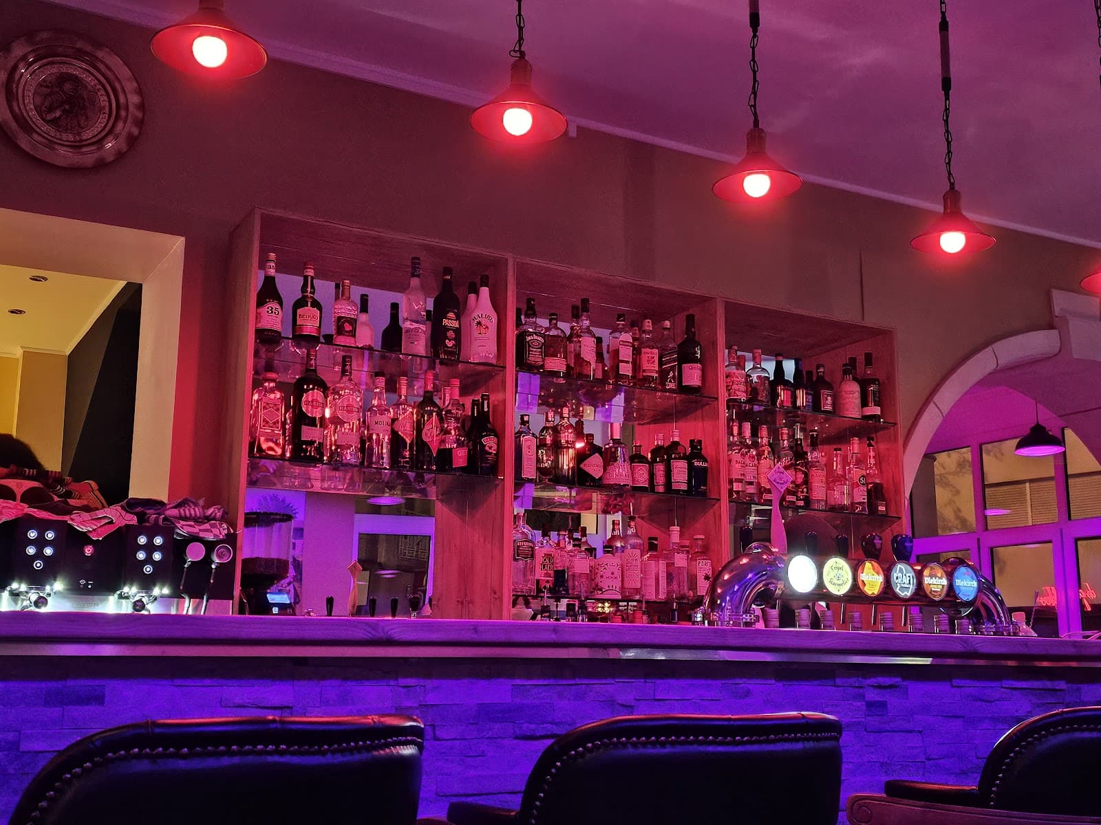 An Albanian bar in the heart of Dudelange - 9