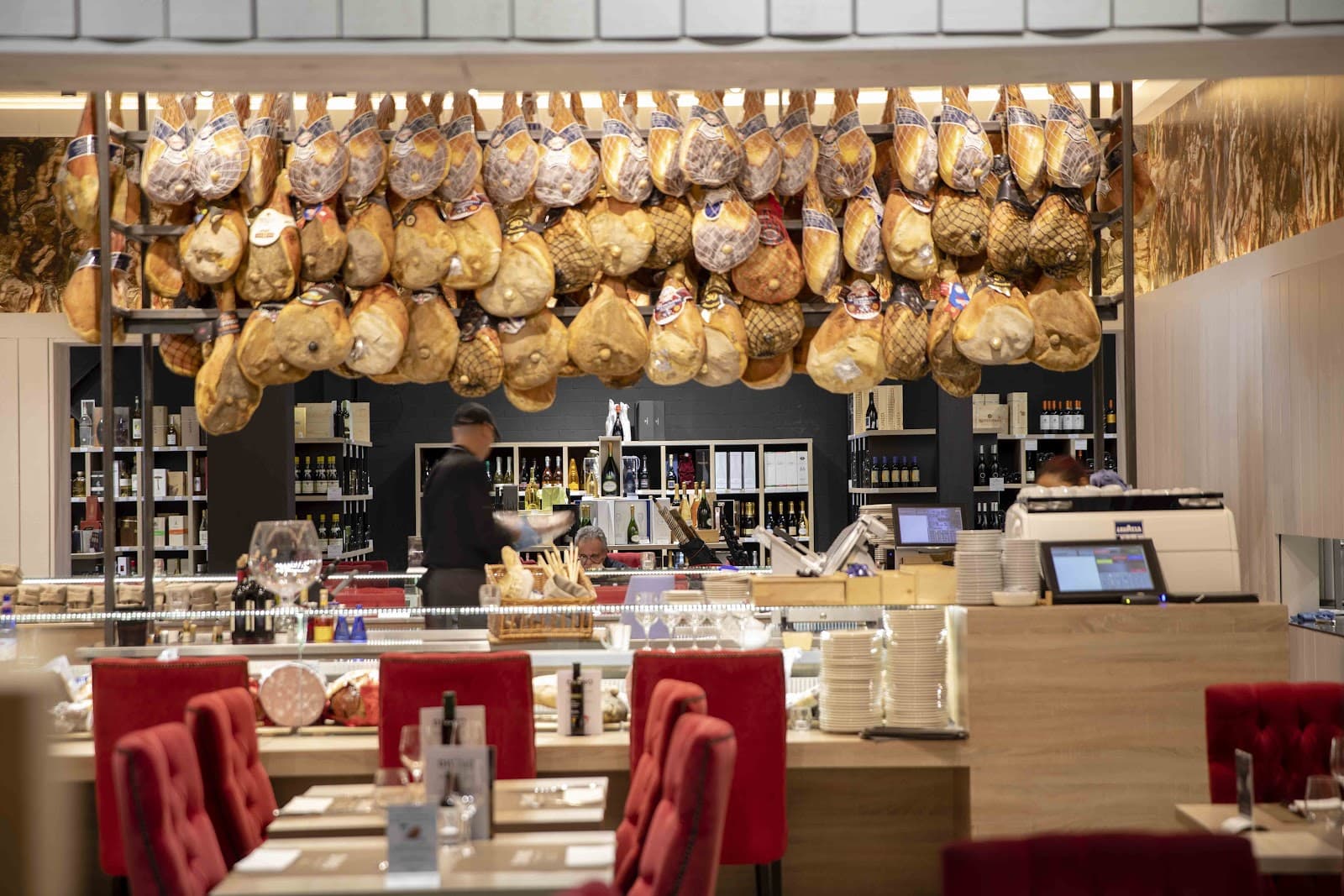 Bien plus qu'une simple épicerie - 6