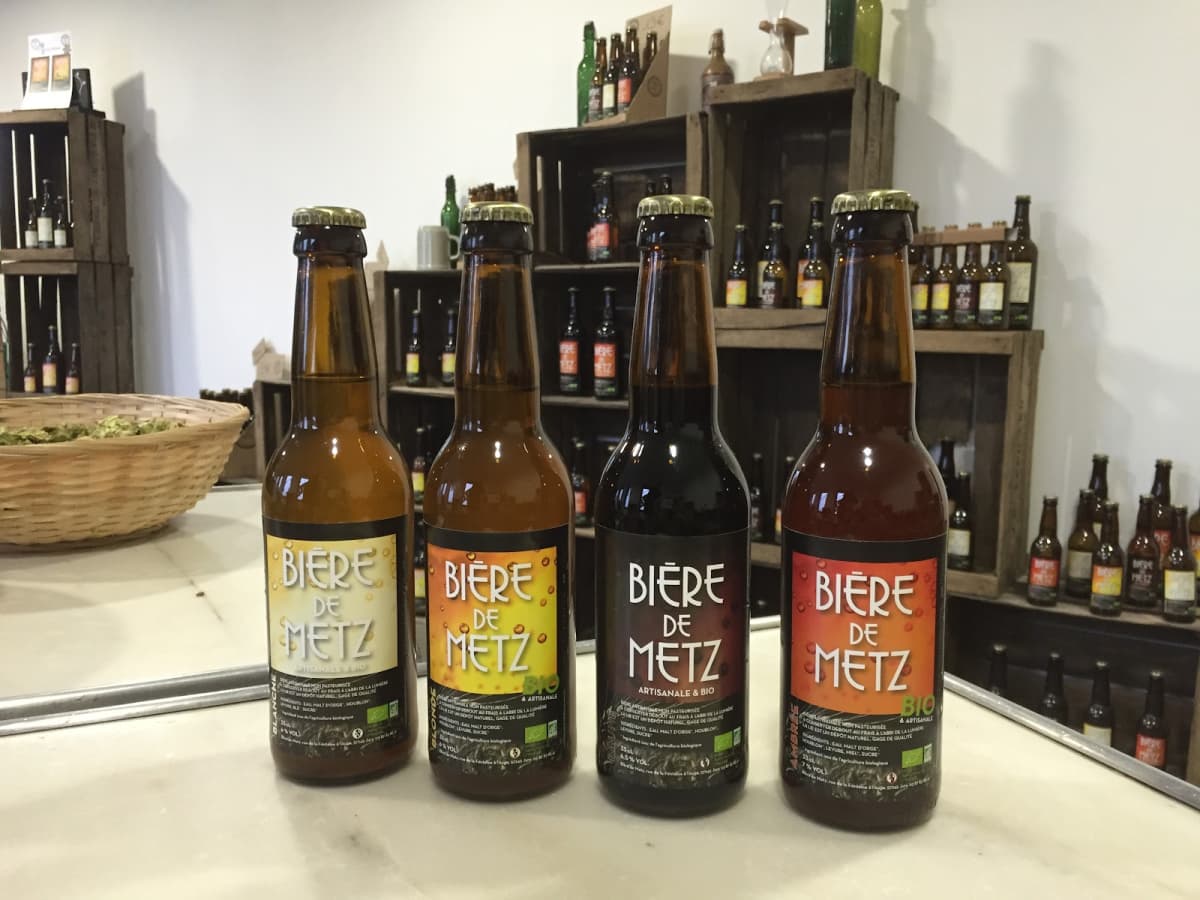 A great head from a superlocal beer ! - 4