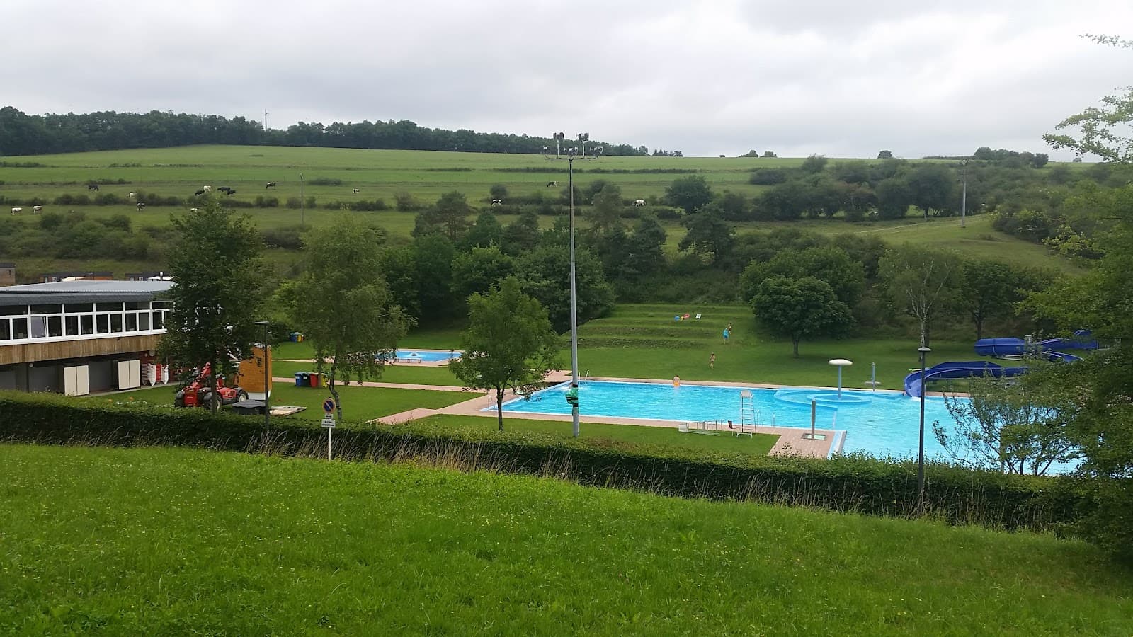Piscine Kaul en plein air et pleine nature à Wiltz - 4