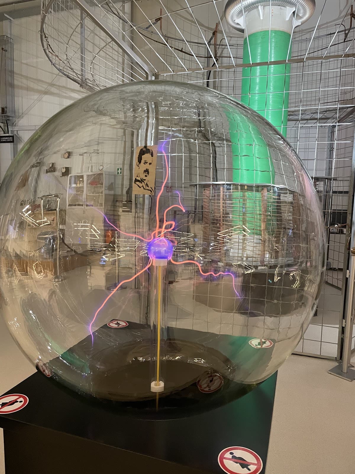 A must-do family outing at the Luxembourg Science Center - 8