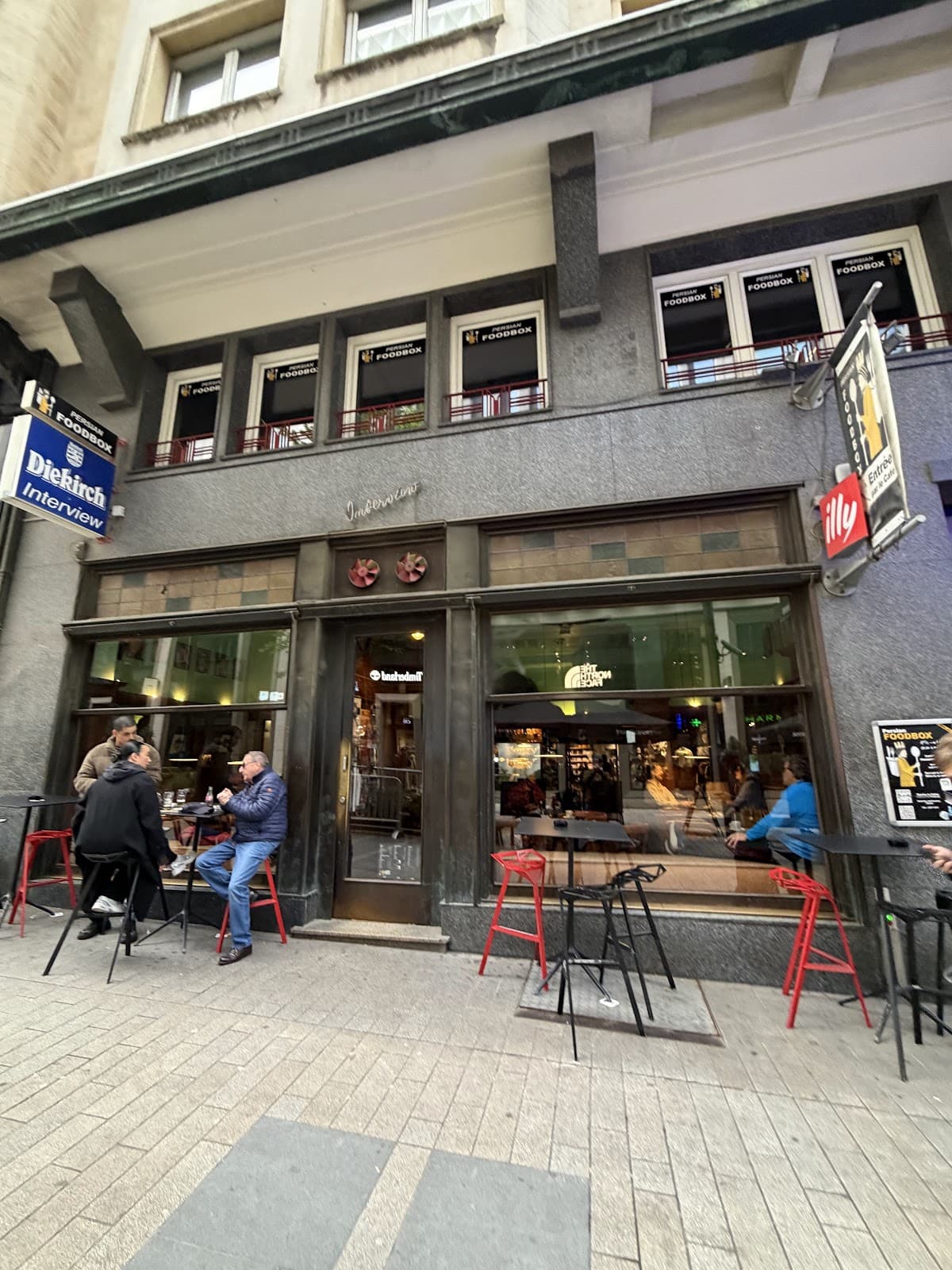 The Rock'n'Roll café - 7