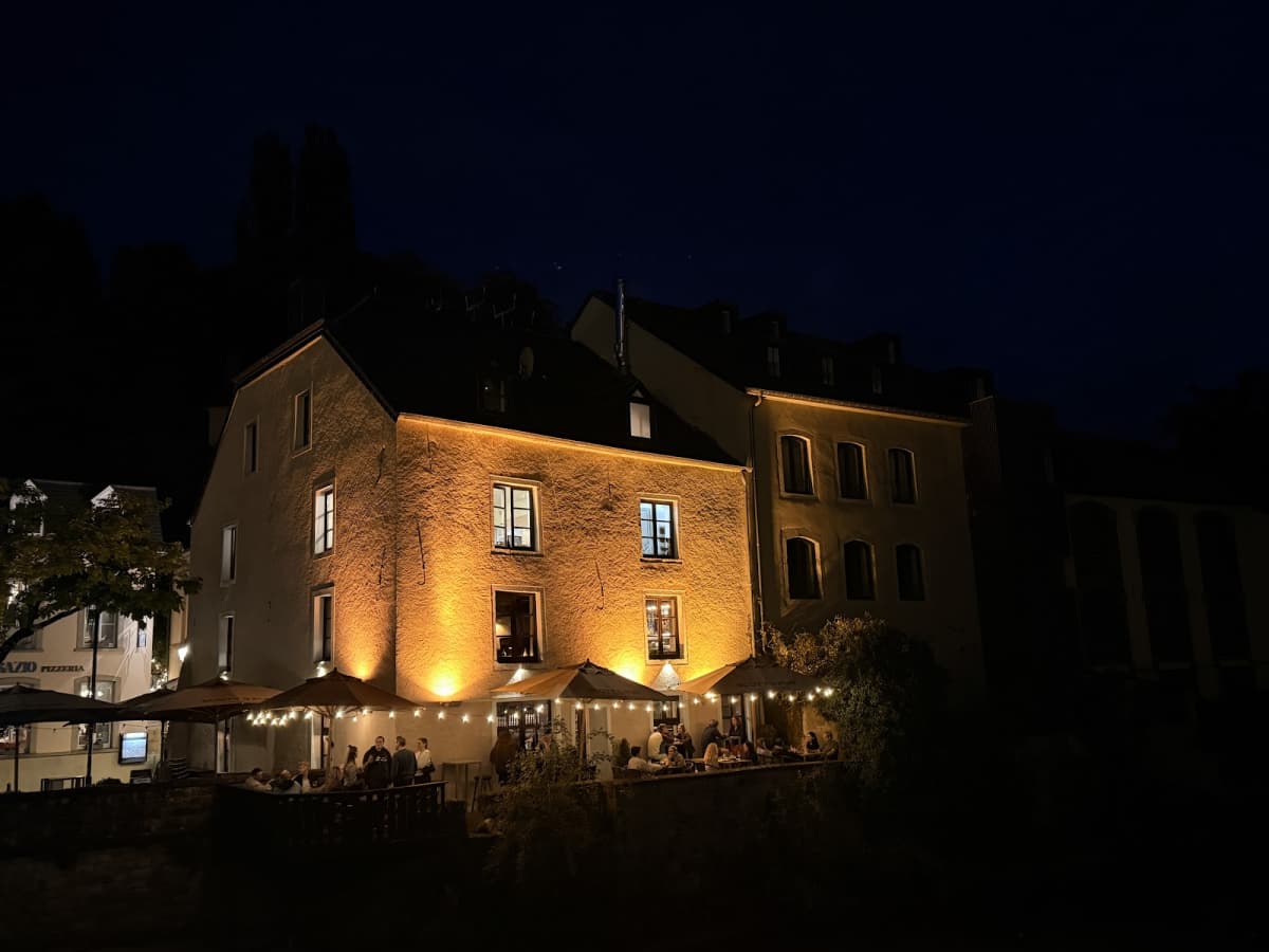 Scott's Pub : cocktails, live music et vue sur l’Alzette - 9
