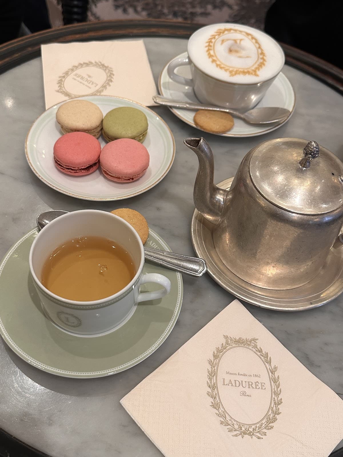 A la Française, even on Sunday! - 7