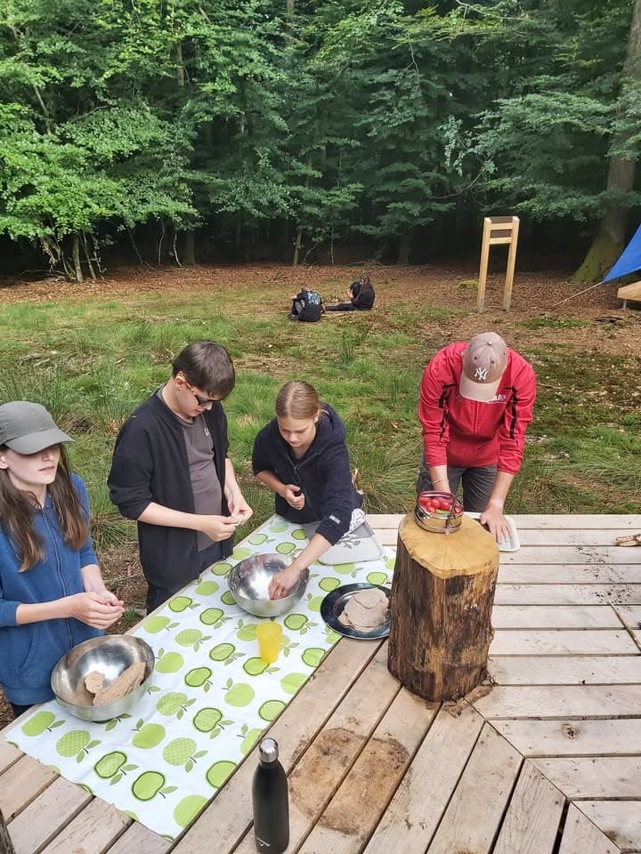 Camp ados en forêt d'Anlier