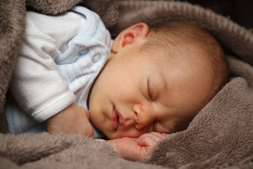 Dors, enfant, dors... Quand les enfants volent le sommeil de leurs parents