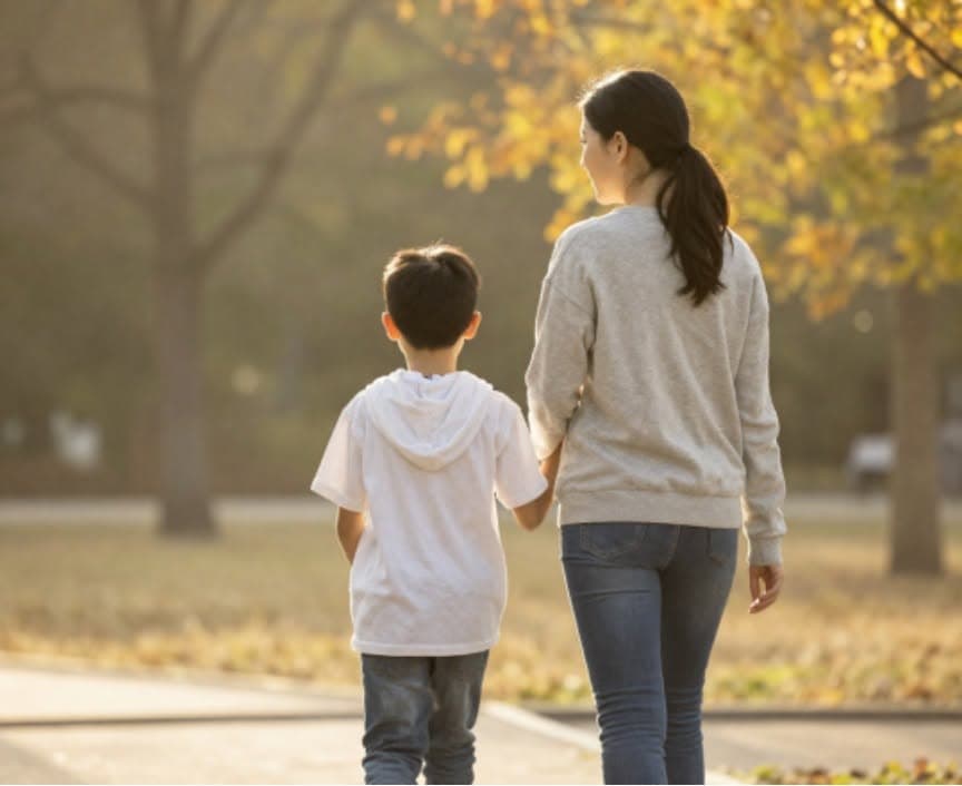Être parent d’ado : posture, repères et confiance