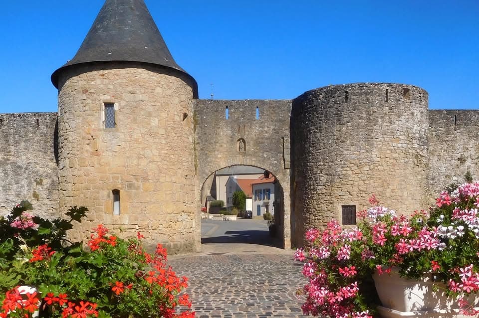 28th Antique and Flea Market in Rodemack