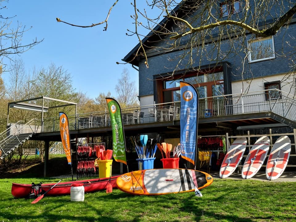 Water sports equipment rental in Lultzhausen