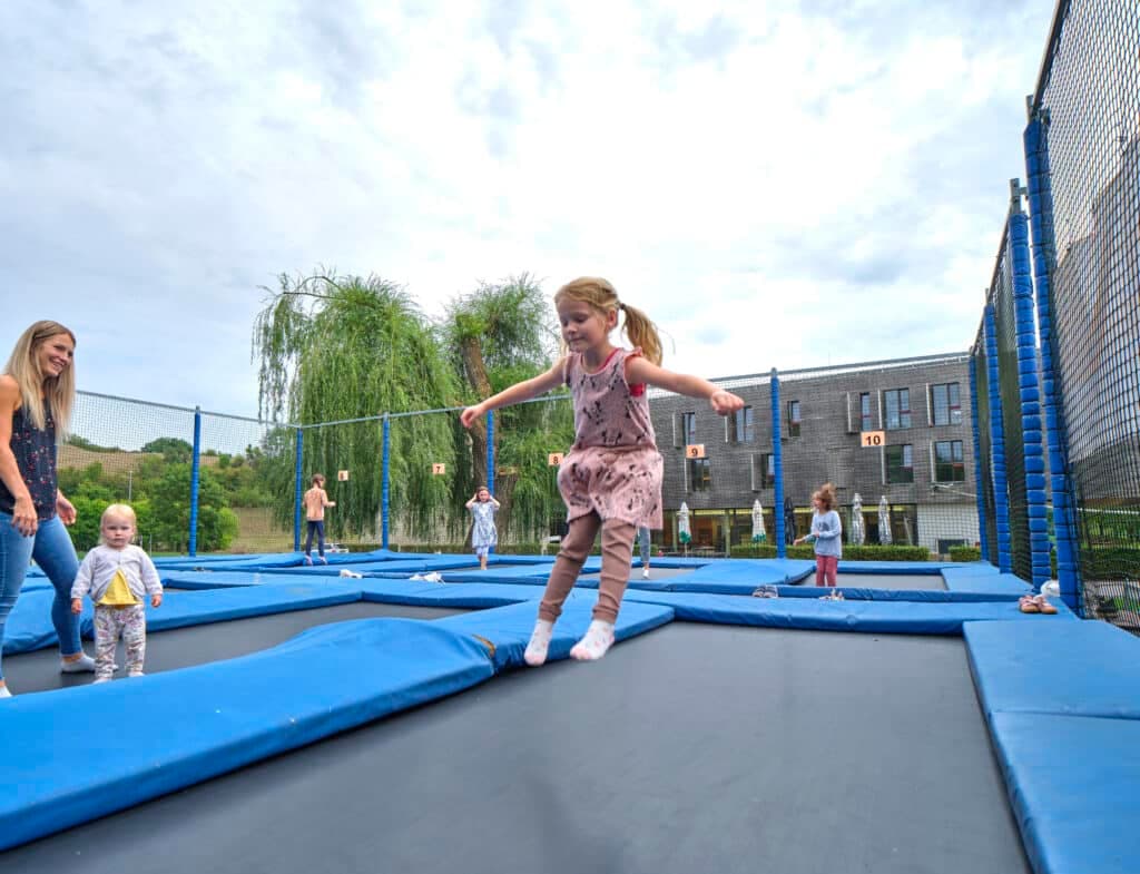 S’amuser au parc de trampoline