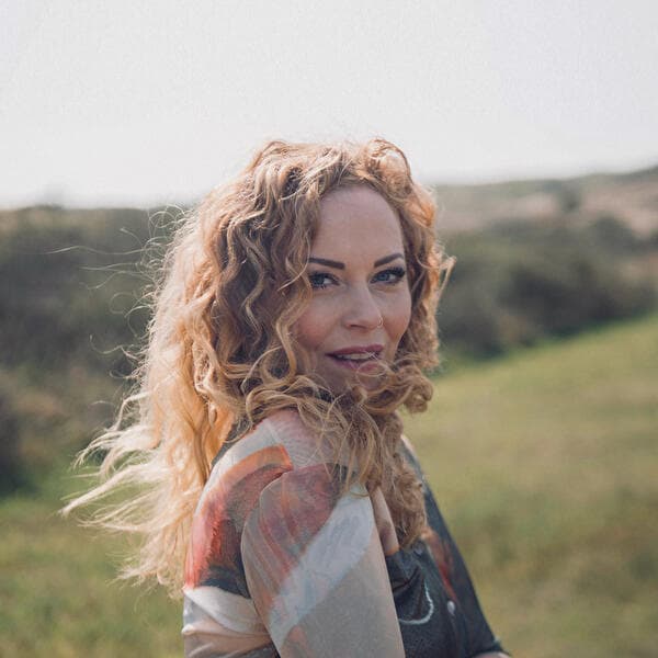 Anneke van Giersbergen