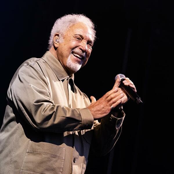 Tom Jones