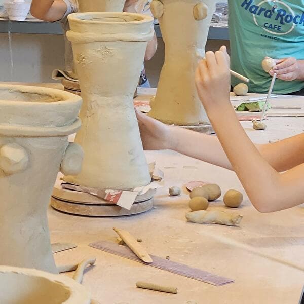 Créativité et musique : fabrique ton propre tambour en argile ! Atelier de deux jours pour les enfan