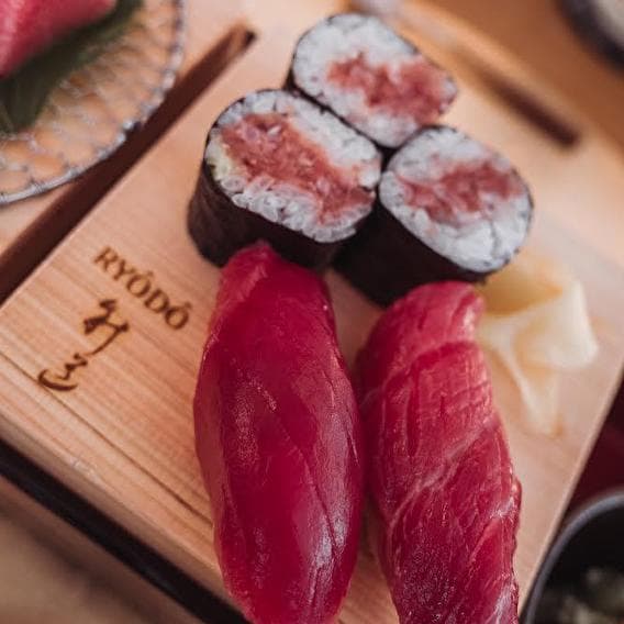 To have a sake moment at Ryôdô's