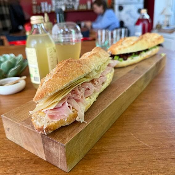 LaMie: fresh, handmade sandwiches made to order
