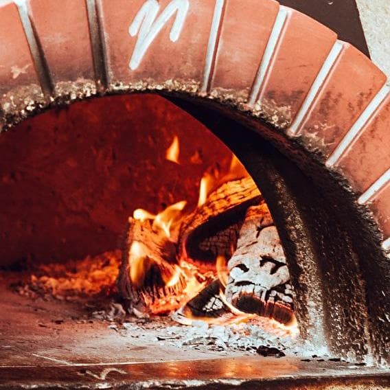 With a pizza, everything feels good