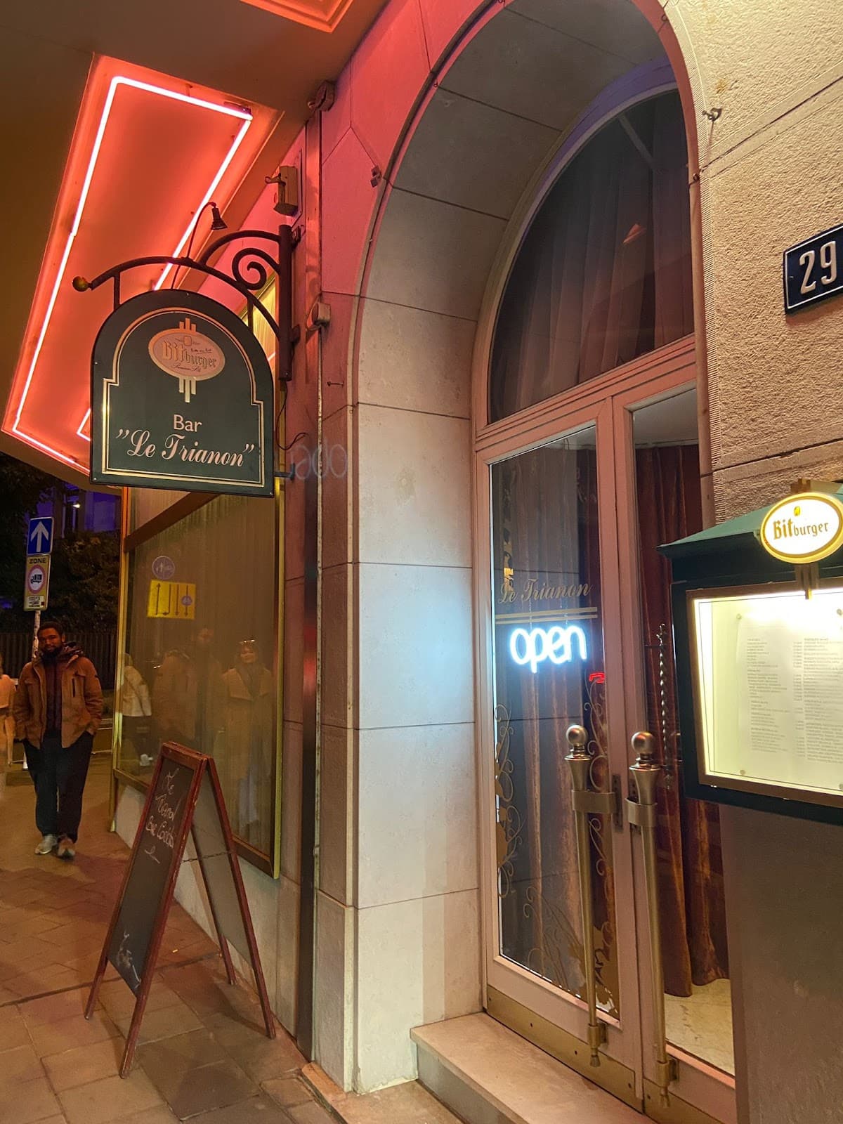 A bar from another time - 9