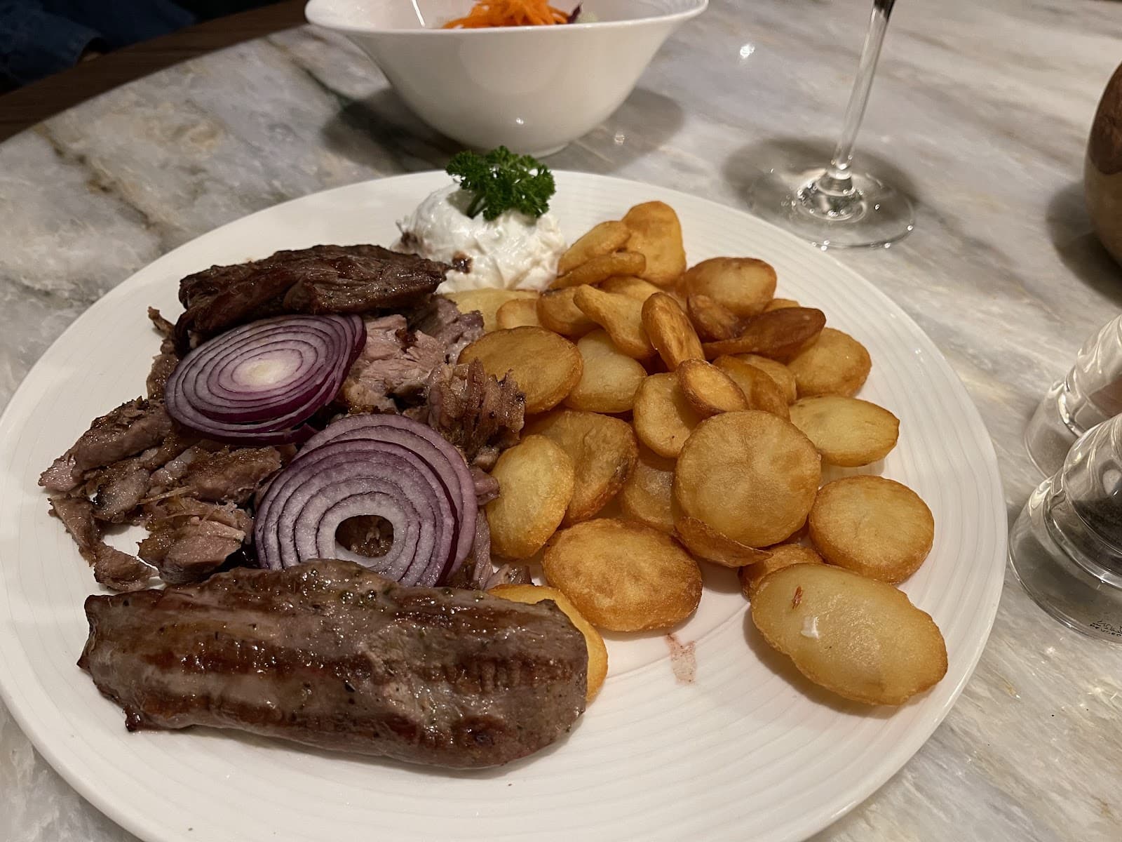 Eat Greek and maybe meet a goddess - 5