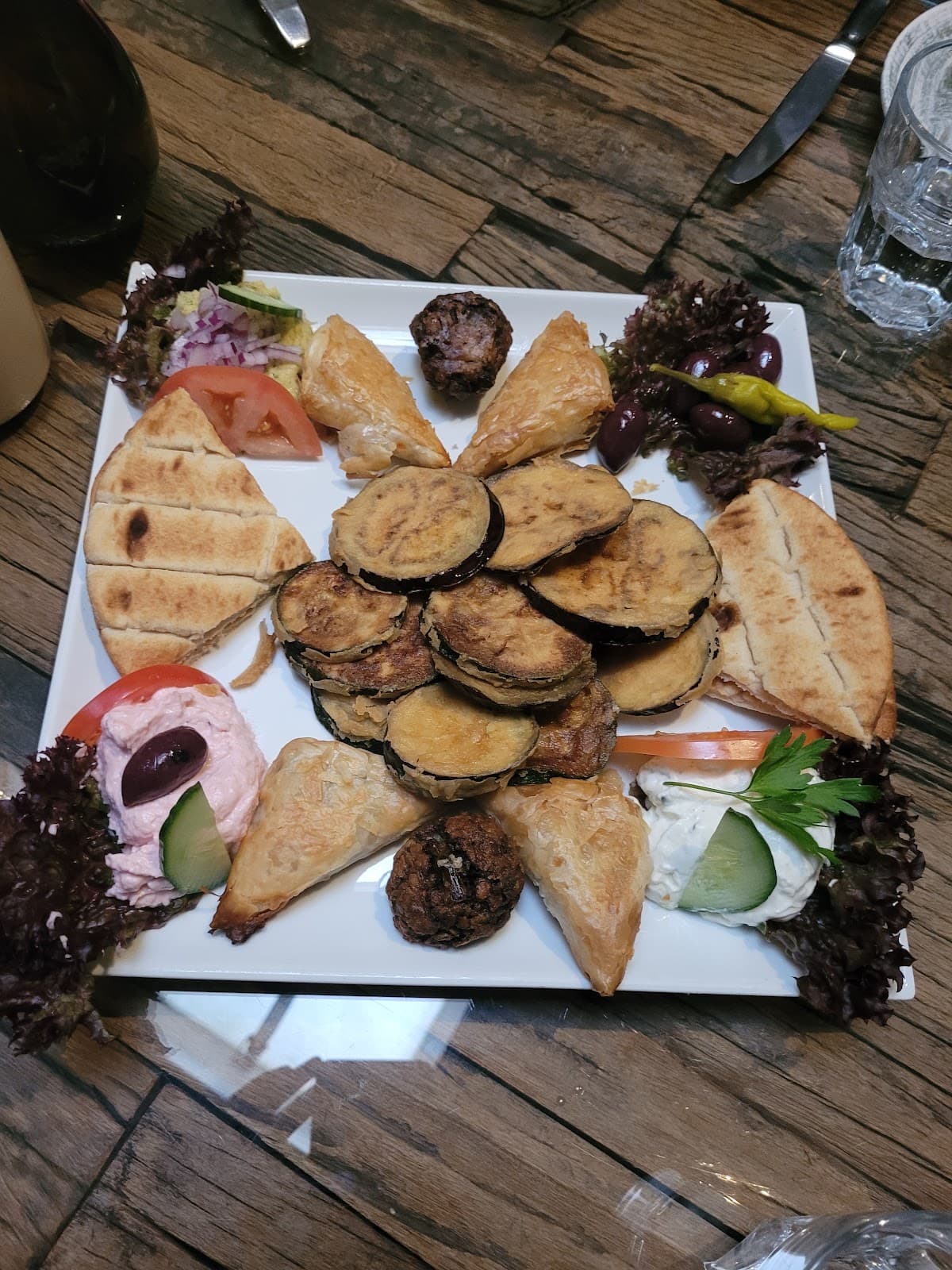 Eat like a Greek statue - 6