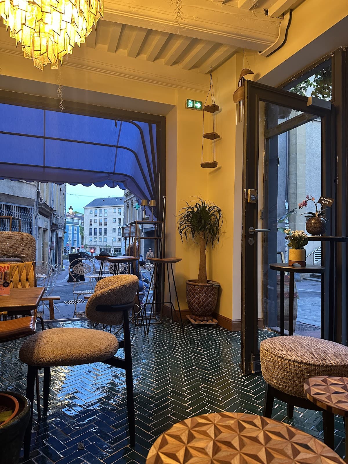 Un café à la parisienne à Metz - 2