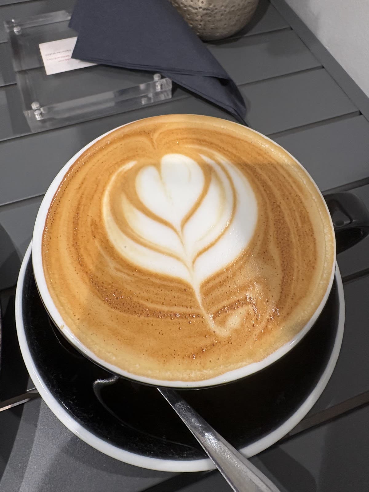 Kontur: Brunch, coffee and cocktails in Limpertsberg - 9