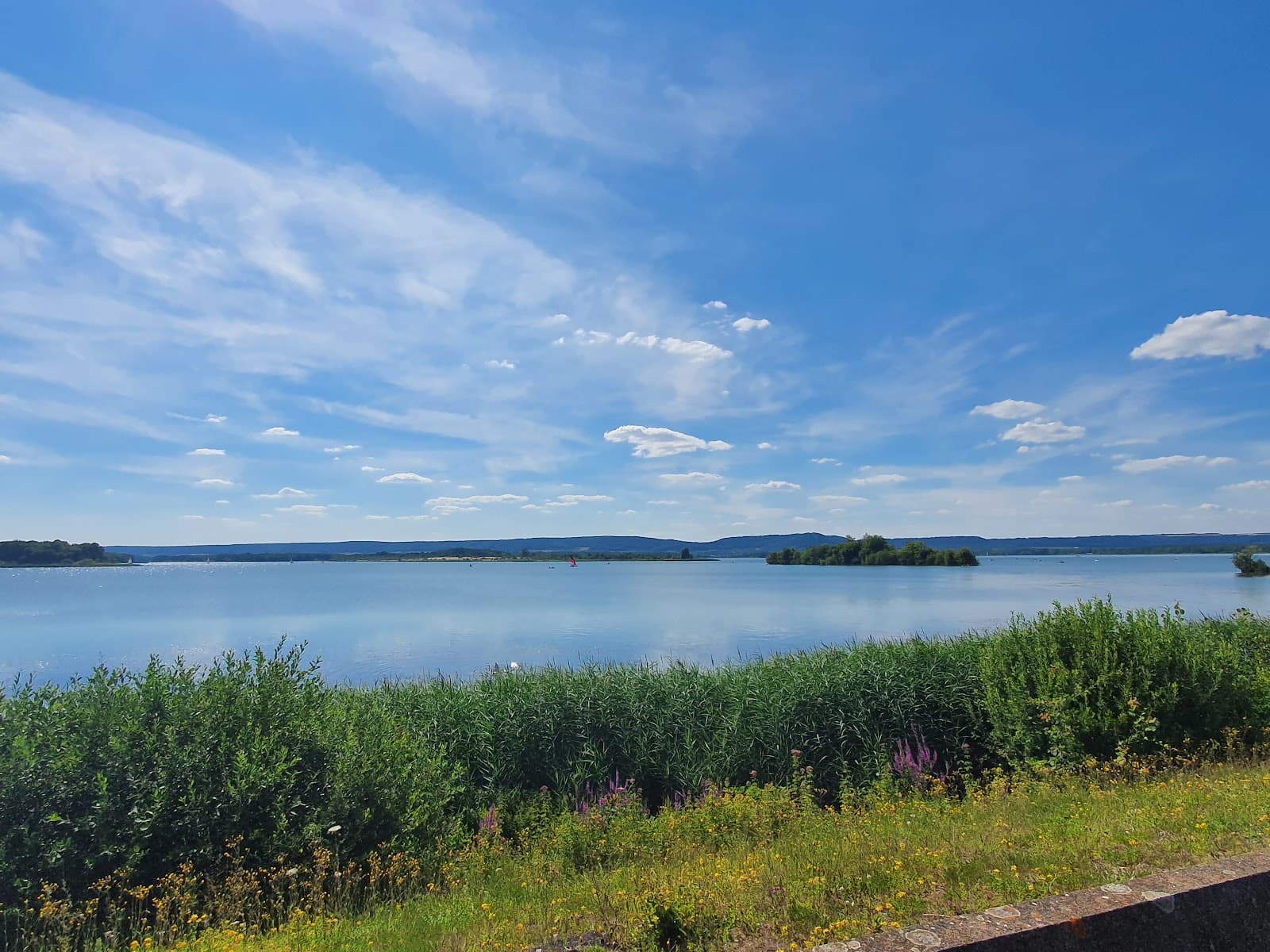 Baignade, pêche, paddle et vélo au Lac de la Madine - 3