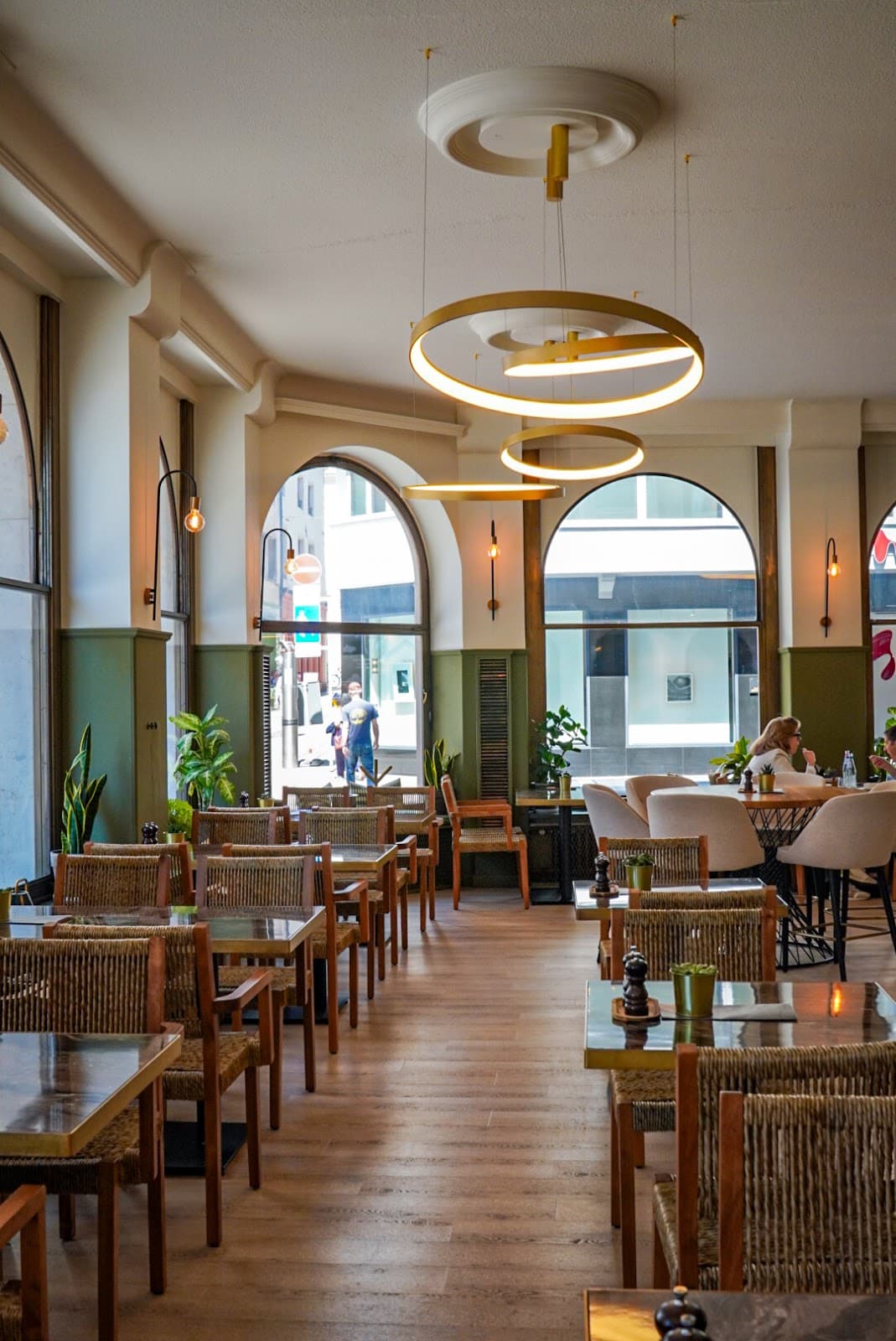 Flow: Mediterranean lunch and sharing plates in Luxembourg - 9