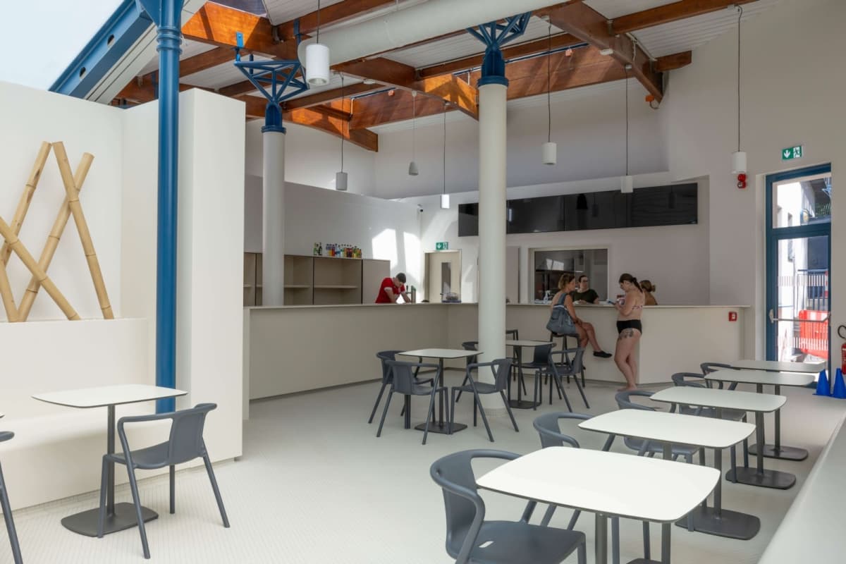 PiKo, the Kordall swimming pool with an open roof in Rodange - 11
