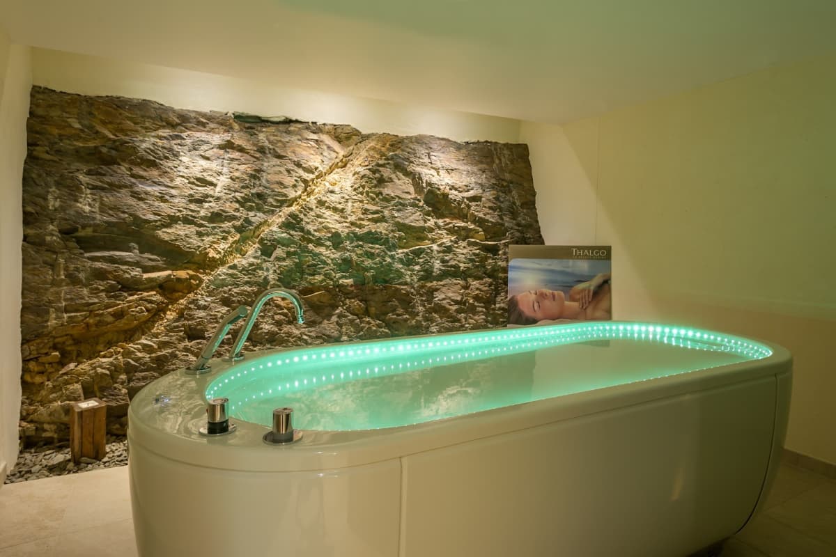 Rock Spa : le spa taillé dans la roche à Esch-sur-Sûre - 2