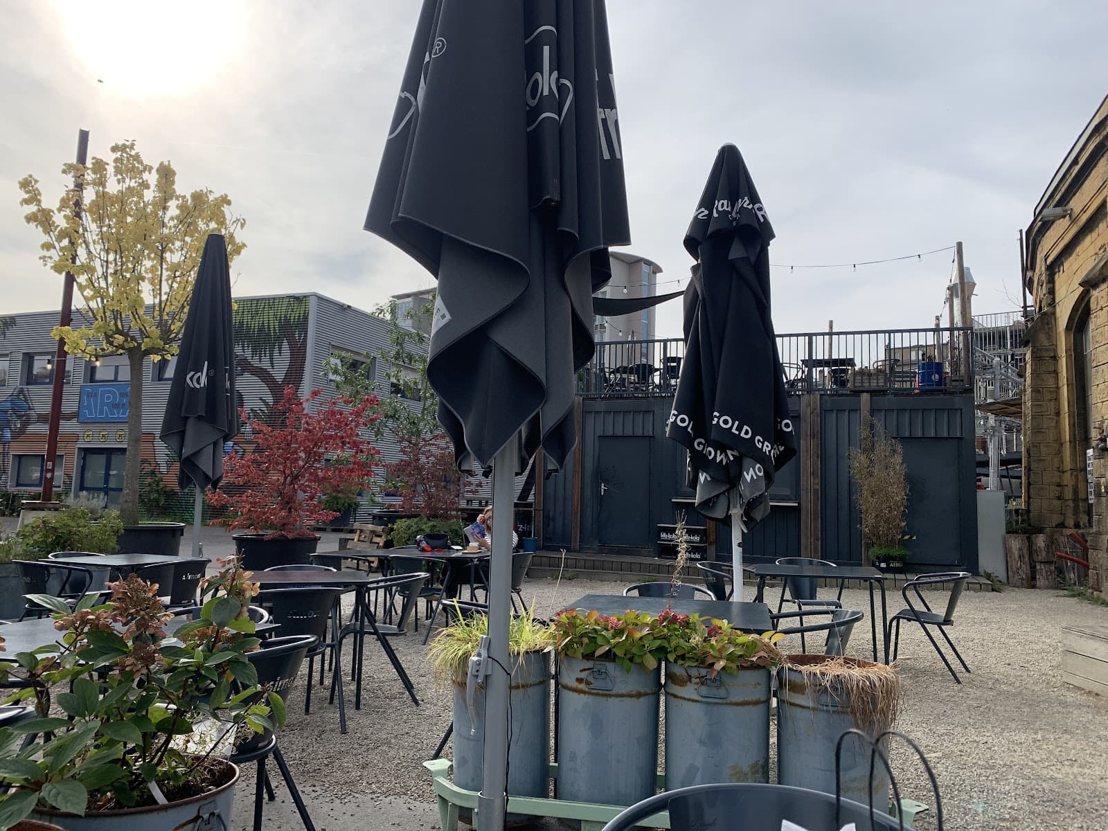 La Buvette des Rotondes: the liveliest spot in the Gare district - 5