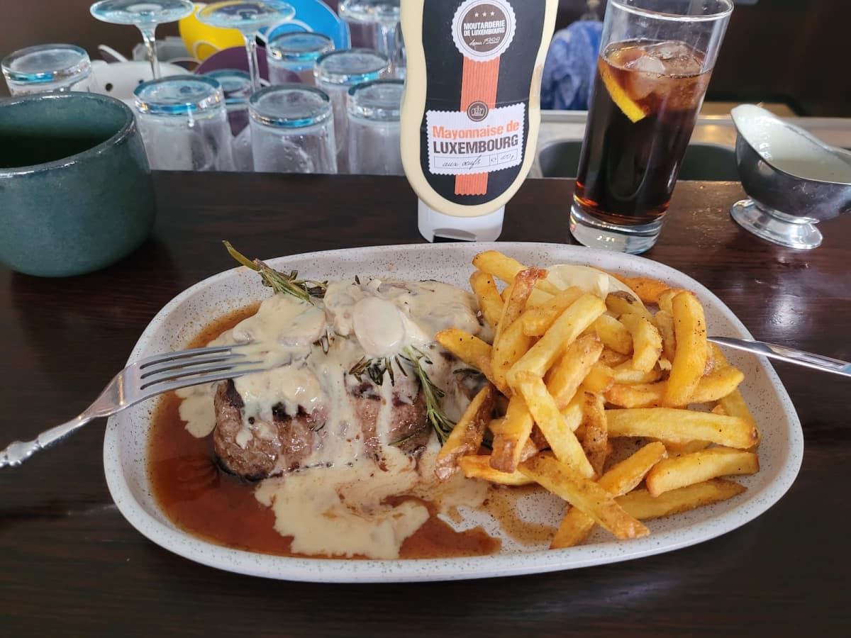 The local bistro - 6