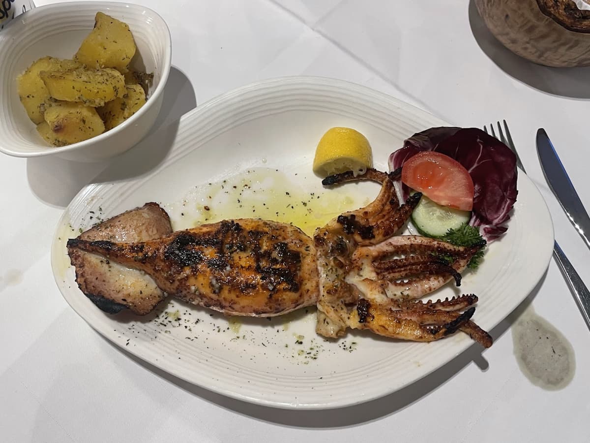 Eat Greek and maybe meet a goddess - 3
