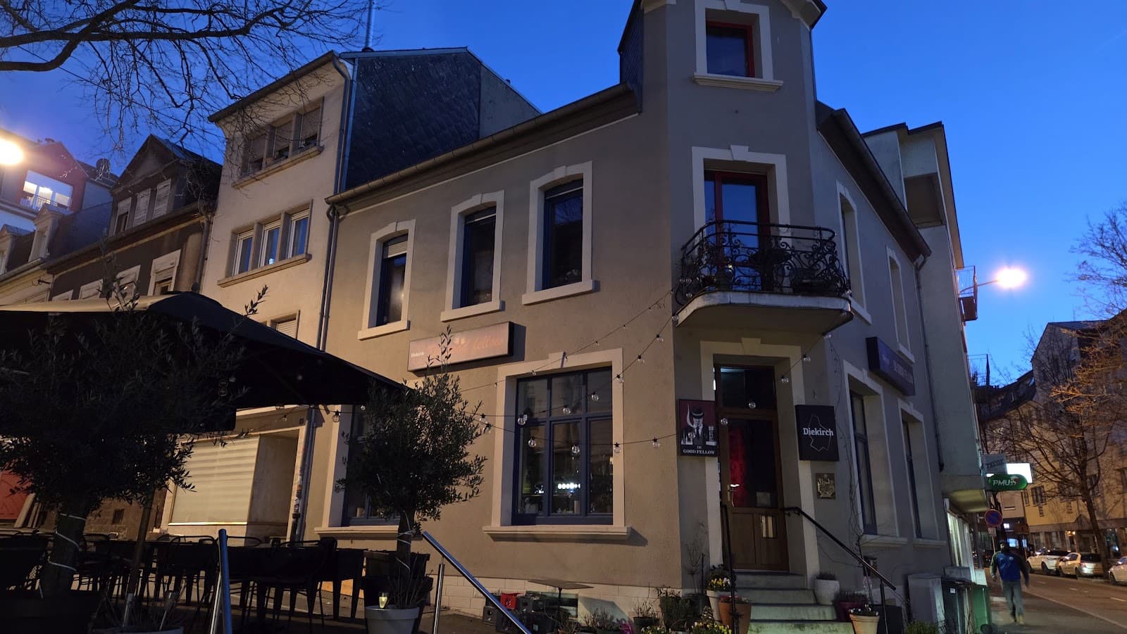An Albanian bar in the heart of Dudelange - 4