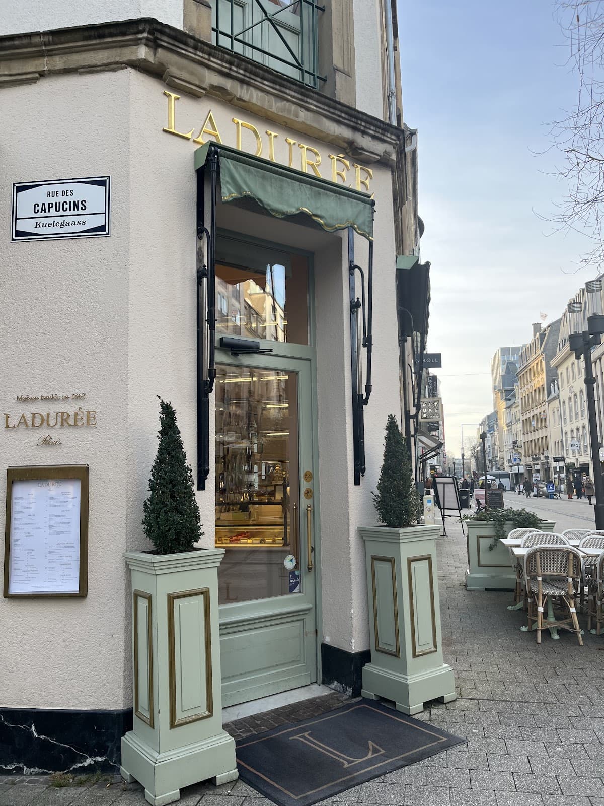 A la Française, even on Sunday! - 11