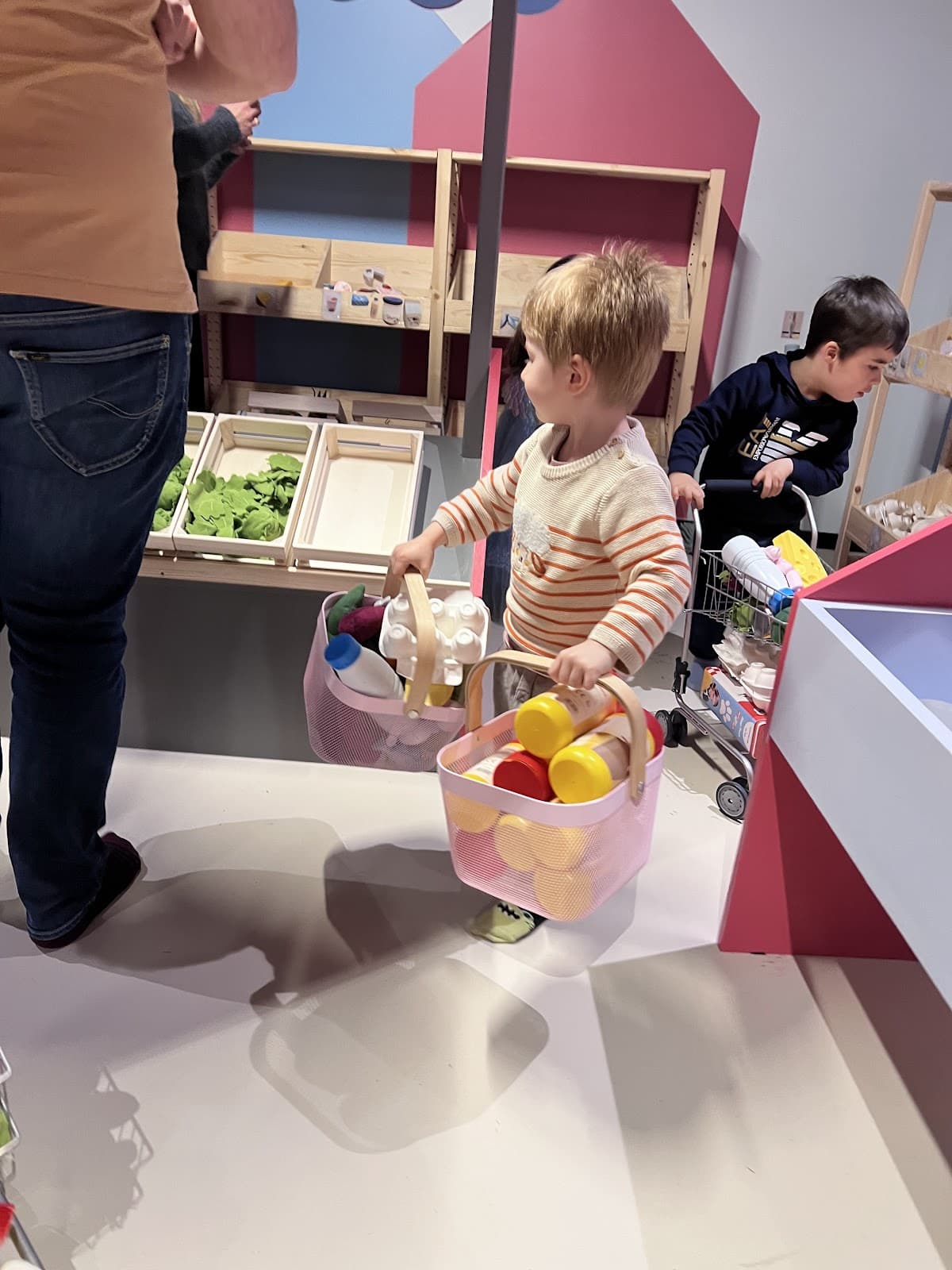 SPILLY : an immersive mini-city for your kids - 9