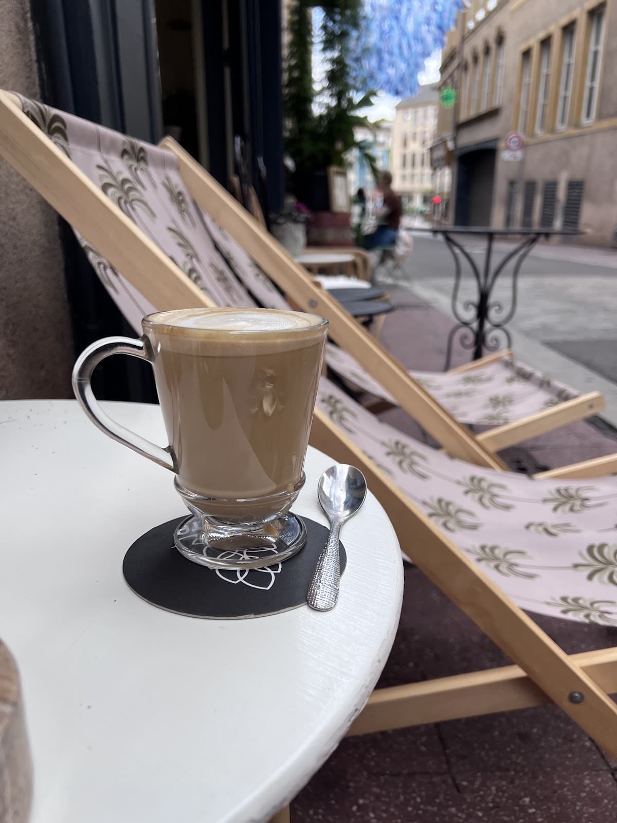 Un café à la parisienne à Metz - 10