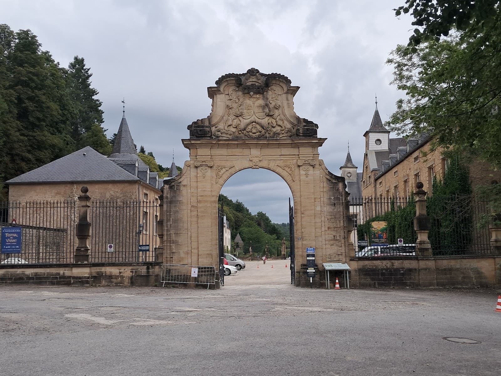 As beautiful as Versailles - 11