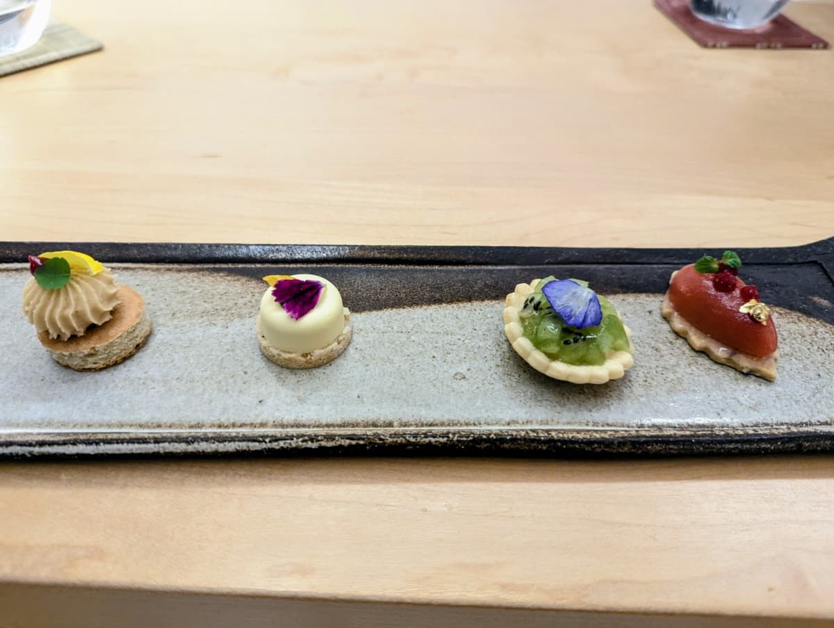 To have a sake moment at Ryôdô's - 9