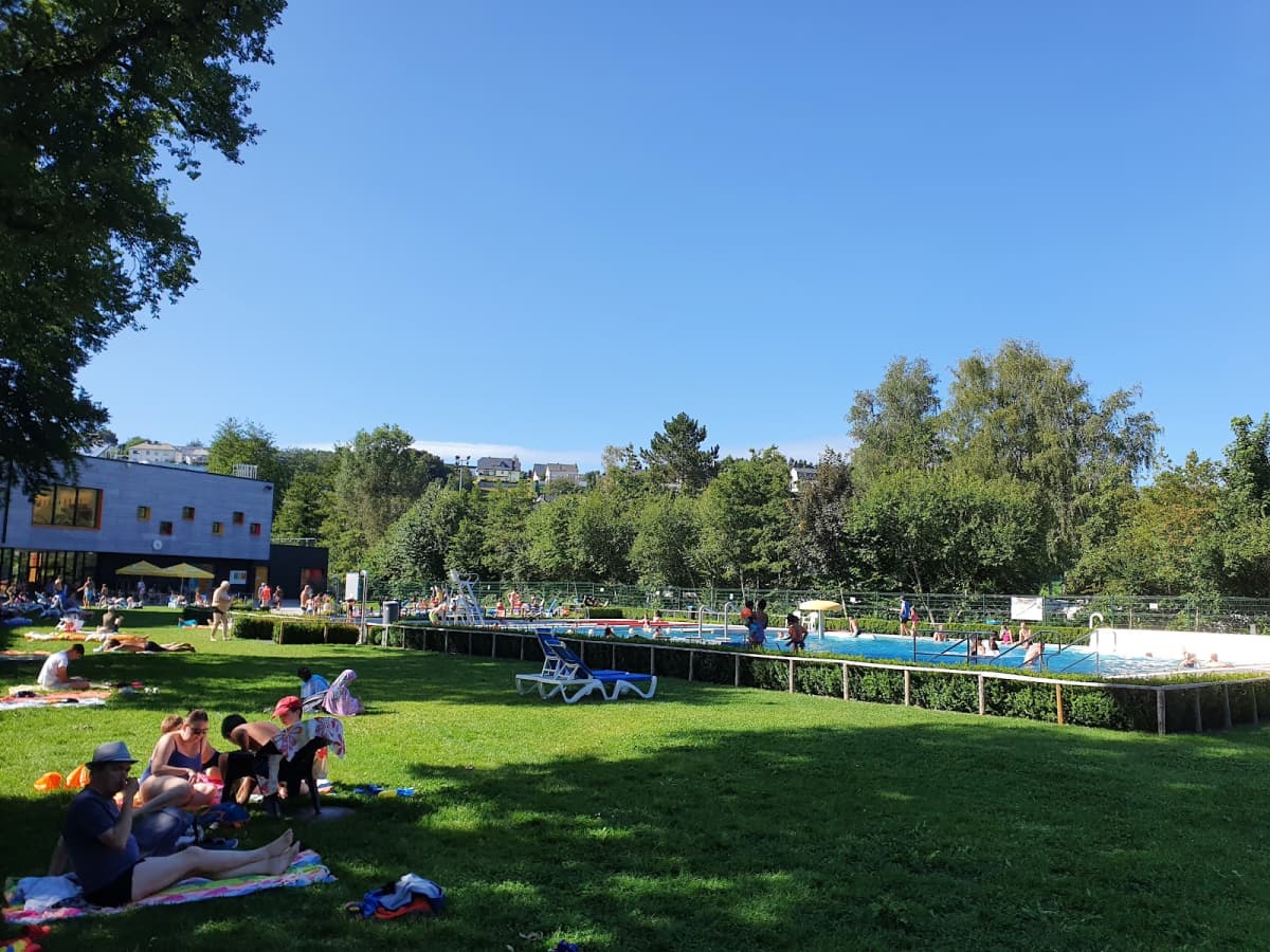 Piscine extérieure chauffée à Troisvierges - 8