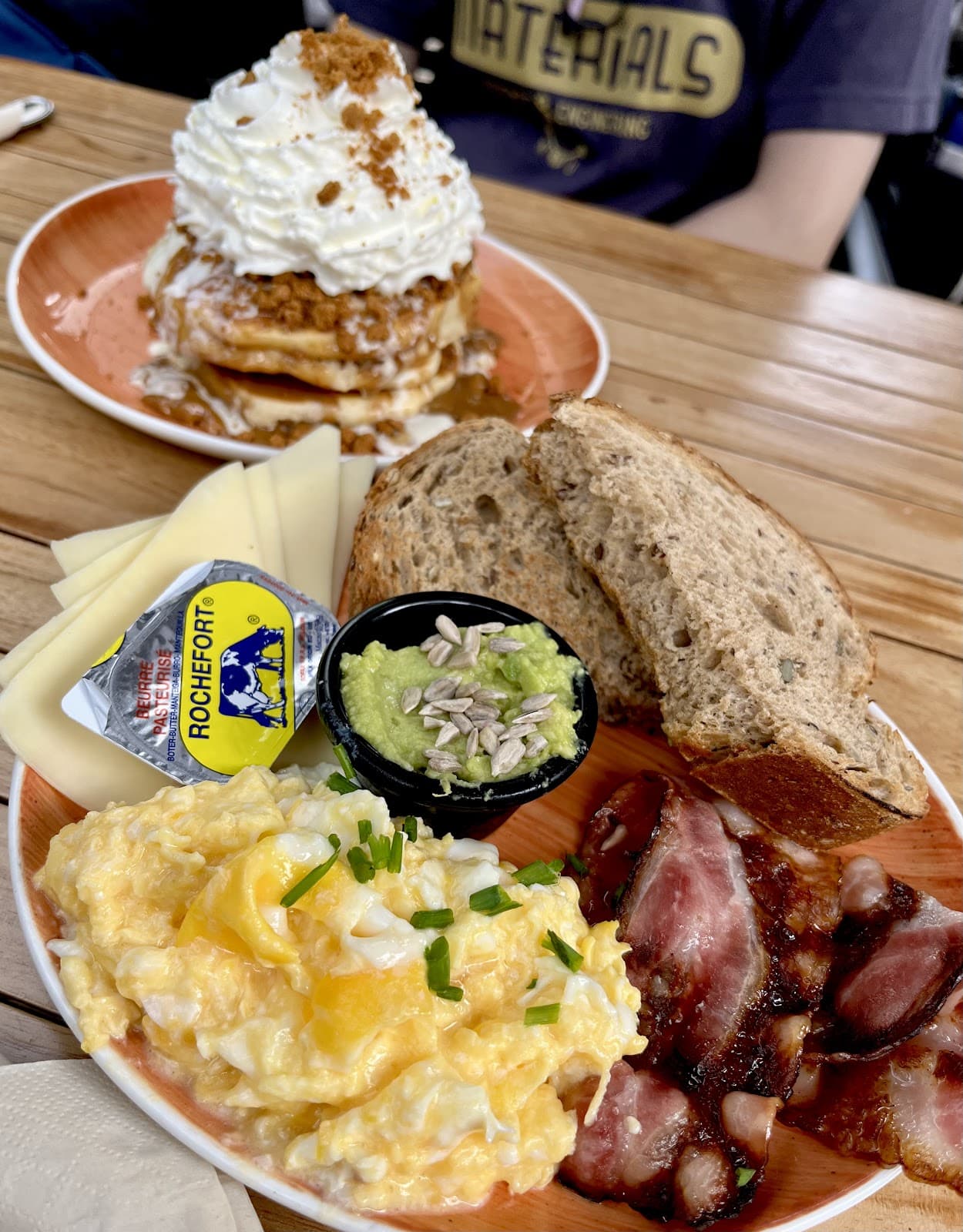 Lloyd Coffee Eatery: Trendy Coffee Shop in Luxembourg City - 4