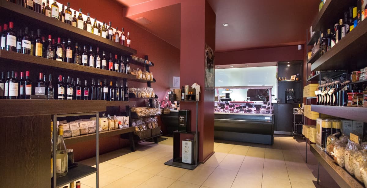 Italian grocery - 7