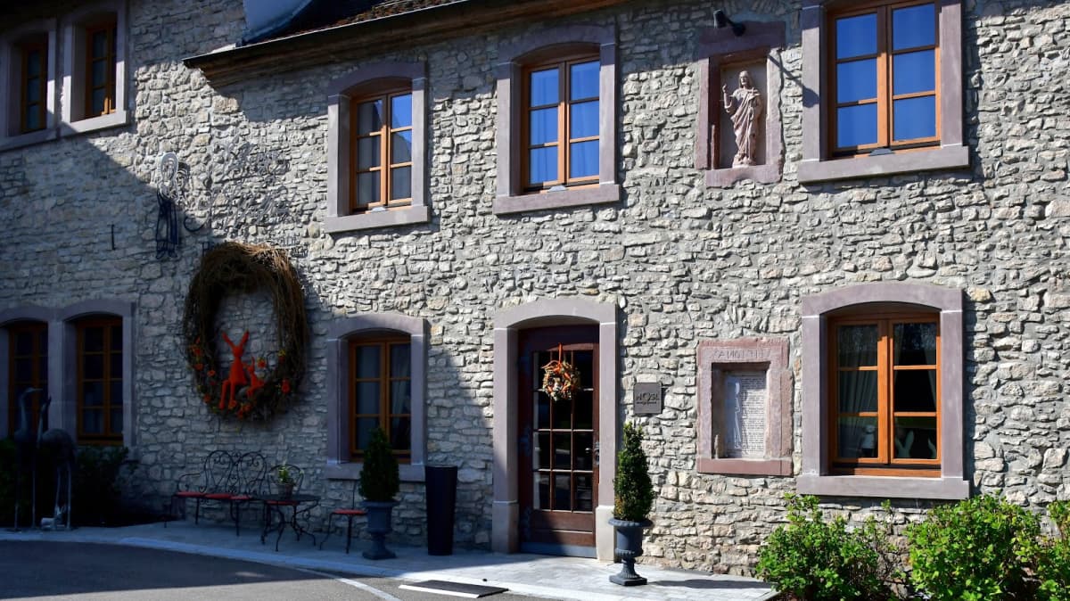 Auberge Saint-Walfrid, table étoilée au bord de la Sarre - 8